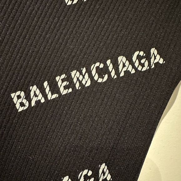 Balenciaga Printed Ribbed Mini Dress - Picture 5 of 5